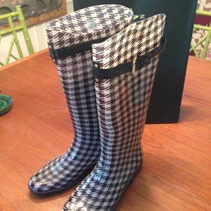 NEW / NEVER WORN Ralph Lauren Houndstooth Boots!